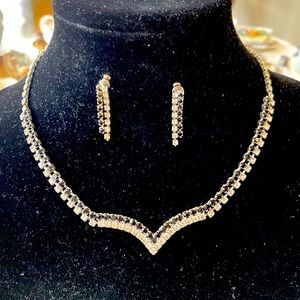 Vintage sparkling, simple rhinestone necklace and earring set.